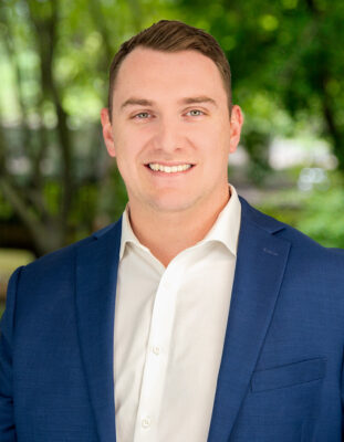 AlexSmith 700×900 web